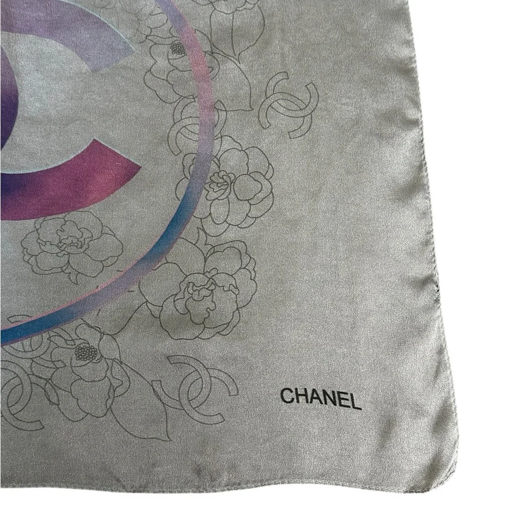CHANEL 100% Silk Scarf Wrap - Picture 4 of 8
